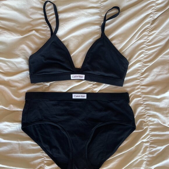 Calvin Klein Comfort Stretch Set (Triangle bra + Thong + Brief) - Picture 3 of 5